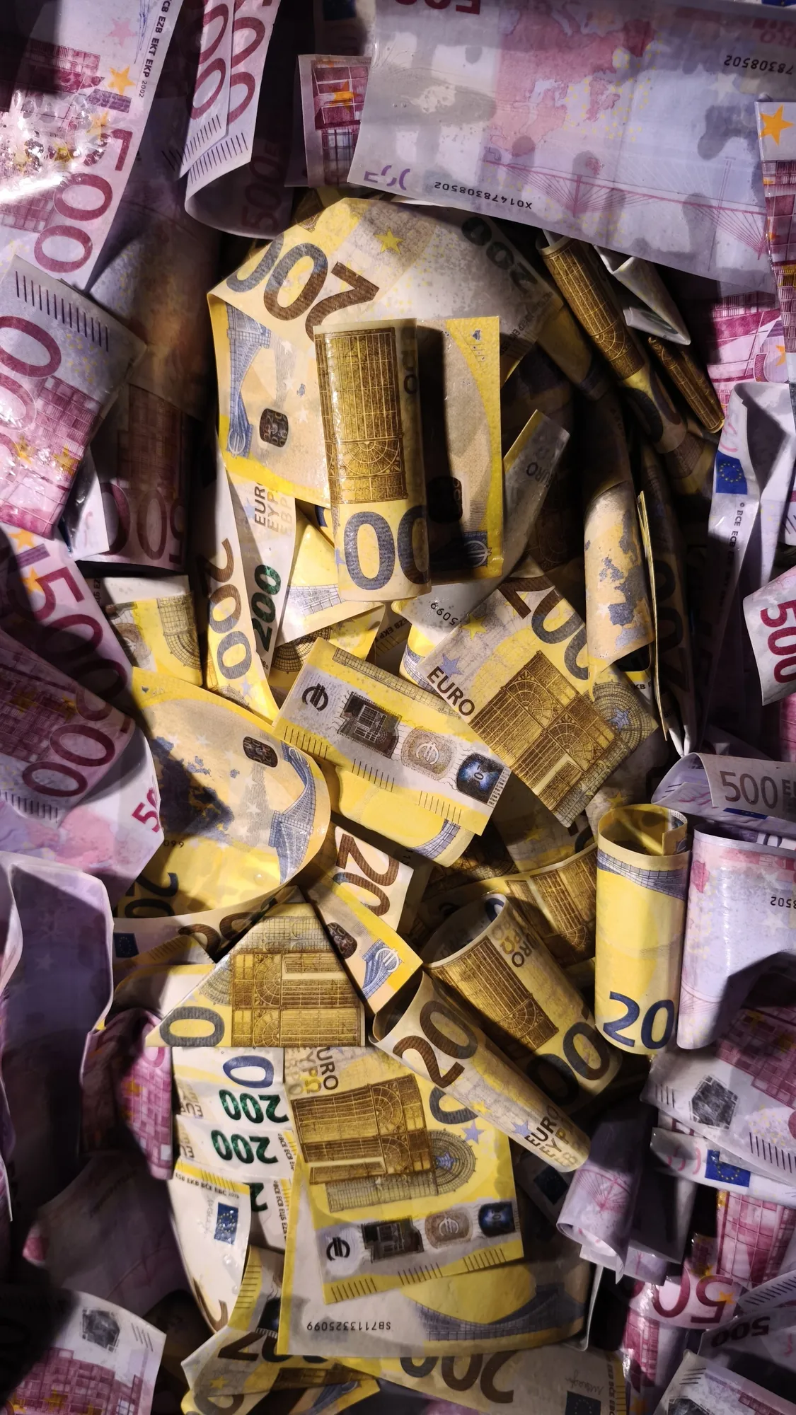 124.000